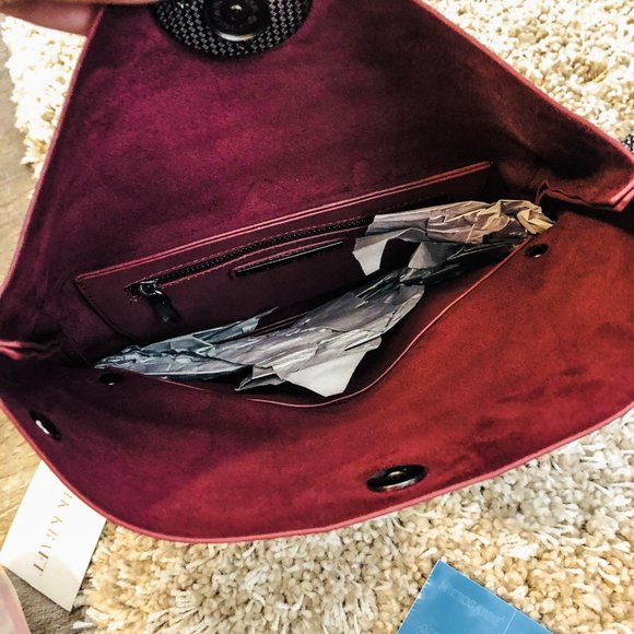 Antik Kraft Fold Over Sleek Crossbody Purse - Picture 7 of 7